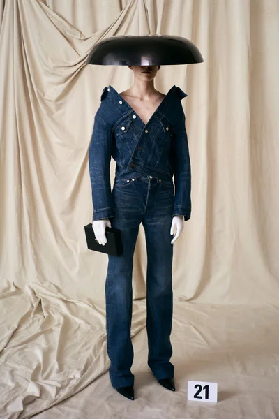Look 21